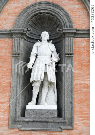 statue on facade of the Palazzo Reale statue on facade of the Palazzo Reale 45388265