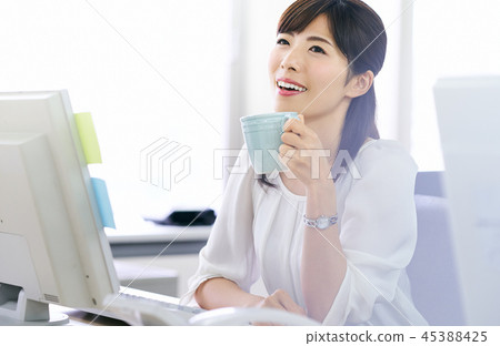 Business woman Business woman 45388425