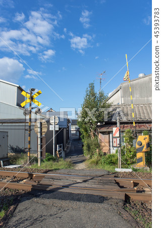 Railroad crossing	 45393783