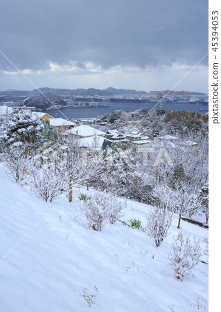 Nagasaki of snowy day 45394053