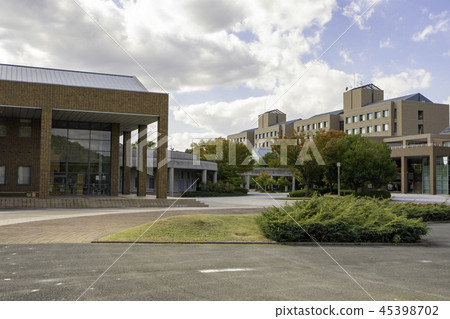 岡山縣立大學 岡山縣立大學 45398702