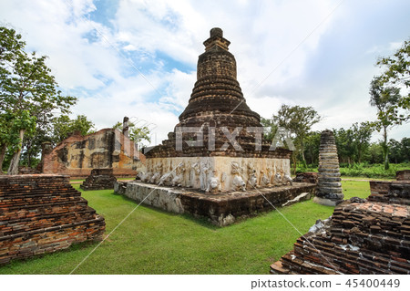 UNESCO World Heritage site Wat Chedi Si Hong UNESCO World Heritage site Wat Chedi Si Hong 45400449