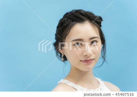 婦女婚姻新娘圖像顏色後面 婦女婚姻新娘圖像顏色後面 45407516