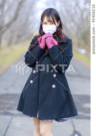 少婦在面具冬天 少婦在面具冬天 45408218