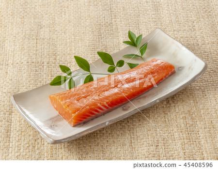 三文魚生魚片 45408596