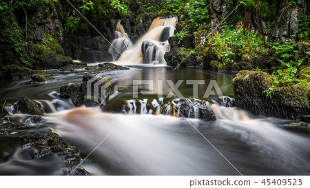 Linn Jaw Waterfall Linn Jaw Waterfall 45409523