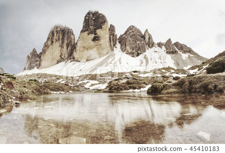 Spring panorama view Tre Cime di Lavaredo massive Spring panorama view Tre Cime di Lavaredo massive 45410183
