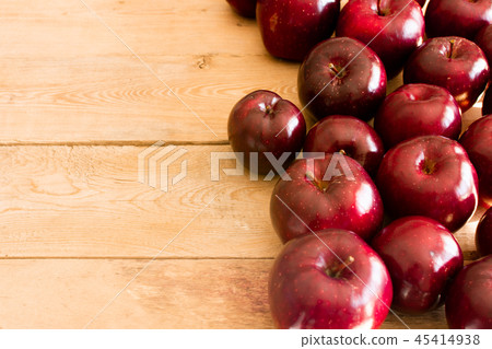 Red Fresh Apples 45414938