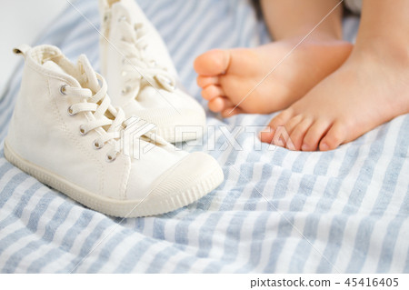 2 and a half years of feet and shoes (16 cm) 5 2 and a half years of feet and shoes (16 cm) 5 45416405