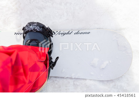 snowboard feet