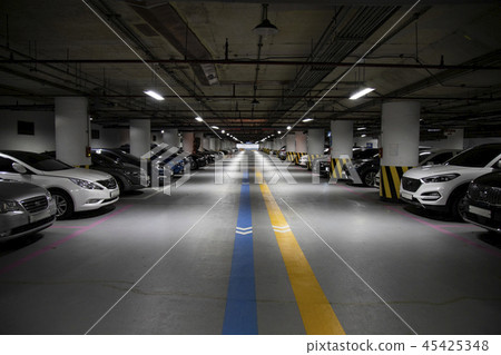 地下停車場 45425348