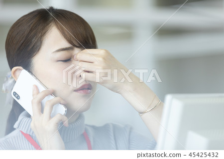 Business woman desk work 45425432
