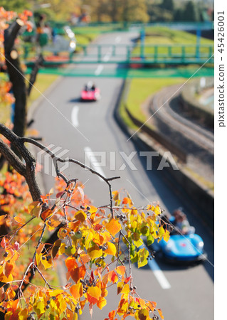 Autumn colored amusement park 45426001