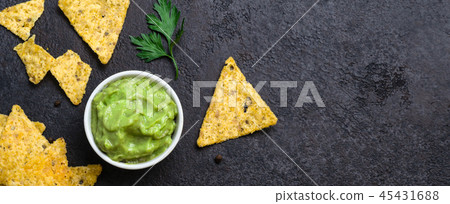 Traditional Mexican food guacamole and corn chips Traditional Mexican food guacamole and corn chips 45431688