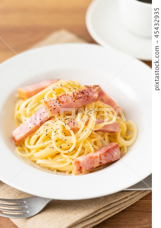 卡博納拉 45432935