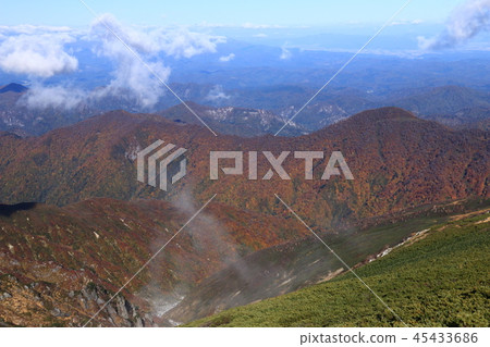 From the top of the Tohoku Iide mountain range Iitoyo mountain top From the top of the Tohoku Iide mountain range Iitoyo mountain top 45433686