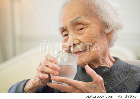 Water silver women 45435656