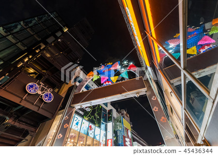 A night view of Harajuku Takeshita Street A night view of Harajuku Takeshita Street 45436344