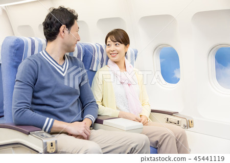 飛機飛行旅行夫婦 45441119
