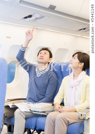 飛機飛行旅行夫婦夫婦電話按鈕 45441149