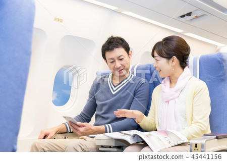 飛機飛行旅行夫婦 45441156