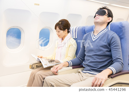 飛機飛行旅行夫婦睡覺眼罩 45441296