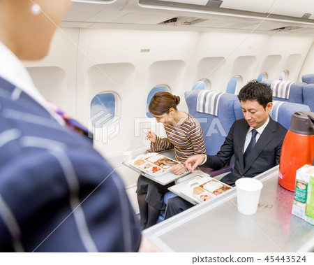 飛機飛行旅行膳食CA飛行中銷售 45443524