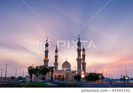 Ras Al Khaimah mosque, United Arab Emirates 45444142