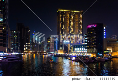 Dubai marina 45444149