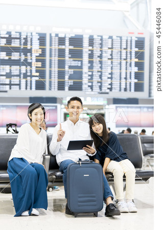 Airport Family Travel Canceled Waiting Area Space Killed 45446084