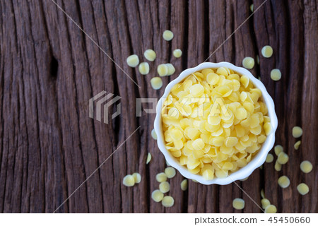 yellow natural beeswax 45450660