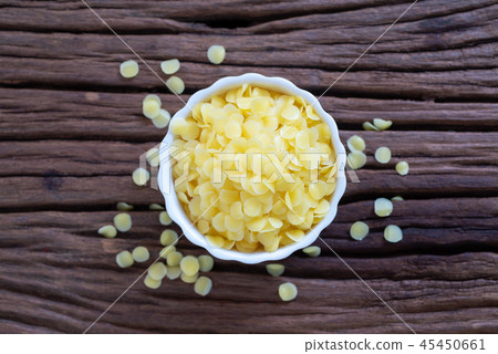 yellow natural beeswax yellow natural beeswax 45450661