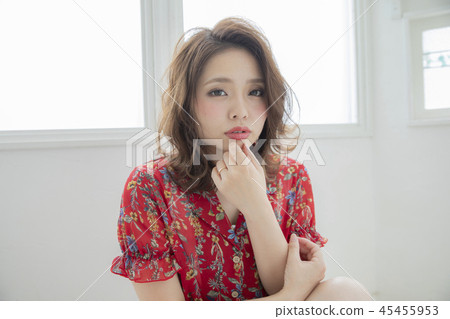 Curly Hair Bob Style Woman Stock Photo 45455953 Pixta