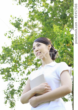 portrait of Asian young woman portrait of Asian young woman 45457308
