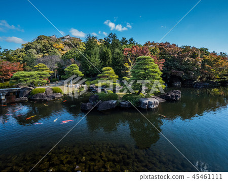 美麗的花園在日本姬路城堡西皇宮遺址花園Kokoen秋葉姬路公園姬路城堡日本花園在姬路城堡 45461111