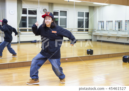 練習HIPHOP舞蹈的場景 45461527