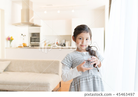 Girl, living room, moisture 45463497