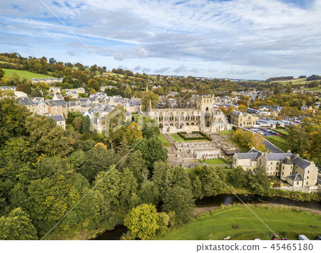 Aerial view of Jedburgh in autumn with the ruins of Jedburgh Abbey in Scotland Aerial view of Jedburgh in autumn with the ruins of Jedburgh Abbey in Scotland 45465180