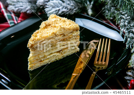 Delicious puff cake covered with crumbs Delicious puff cake covered with crumbs 45465511
