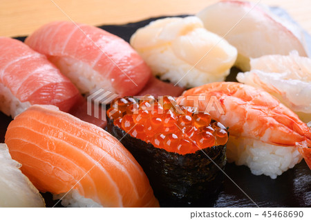 sushi  45468690