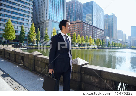 商界人士走 45470222