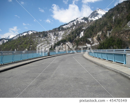 Snowy Kurobe Dam (from above) Snowy Kurobe Dam (from above) 45470349