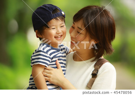 笑臉父母和孩子 笑臉父母和孩子 45478056
