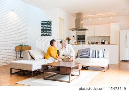 資深夫婦房子居住 資深夫婦房子居住 45478349
