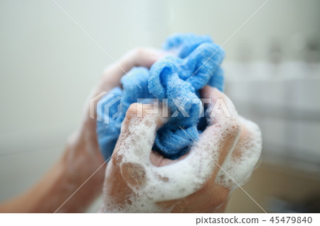 Bathing (Bathroom Bathroom Wash Clean People Relax Male Refreshment Pleasure Refreshment Papa) 45479840
