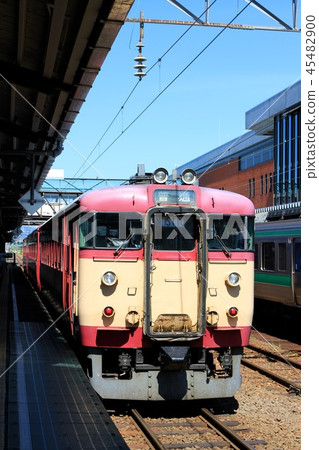 711 series train S-110 organization 45482900