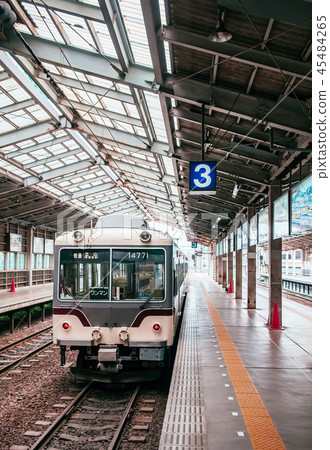 train of Chiho Railway at Dentetsu Toyama station 45484265
