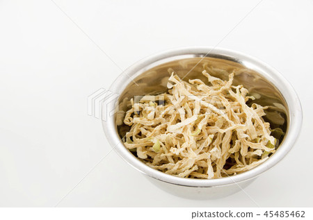 Cut dried daikon before rehydration Cut dried daikon before rehydration 45485462