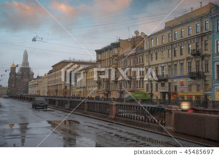 Petersburg 45485697