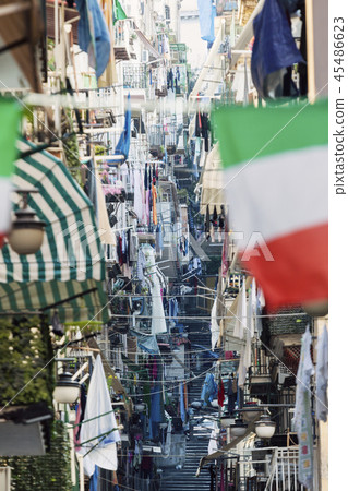 Narrow streets of Naples 45486623